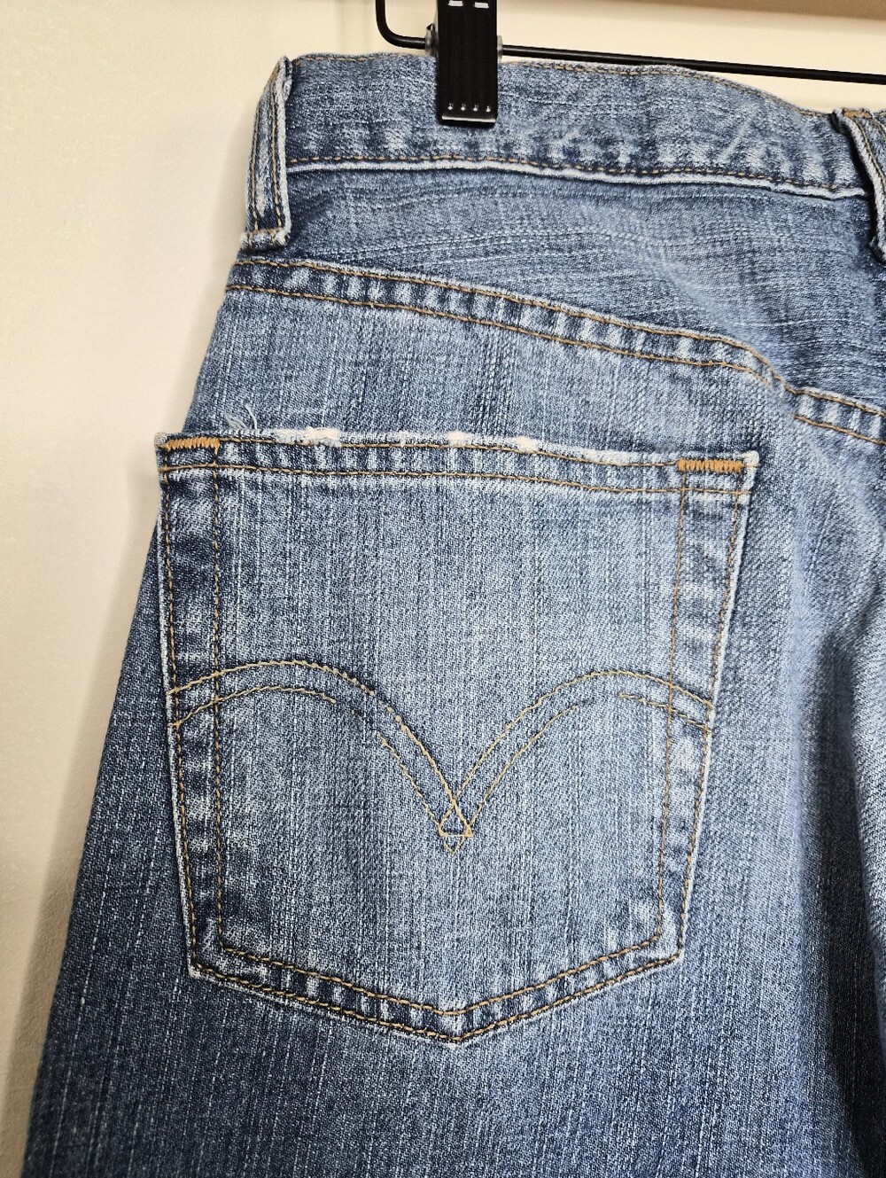 Levi's 505 Regular Fit Jeans Men's W30 L32 Medium Wash Straight Leg Denim - Picture 13 of 15